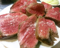 あか毛和牛肉、短角牛肉の盛り合わせ＠恵比寿